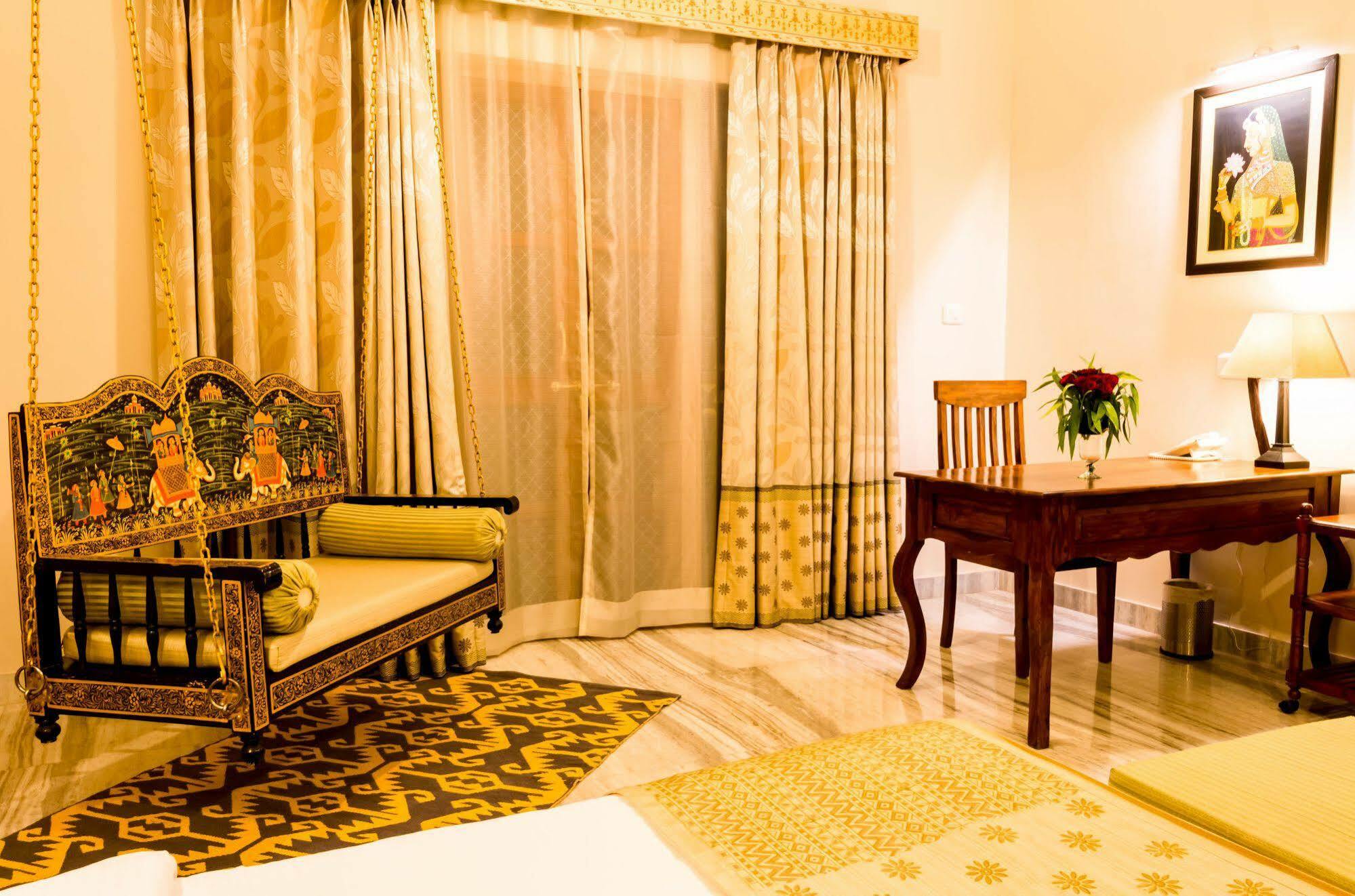 Pratap Mahal Pushkar IHCL SeleQtion Hotel Bagian luar foto