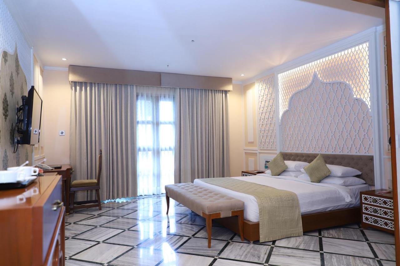Pratap Mahal Pushkar IHCL SeleQtion Hotel Bagian luar foto